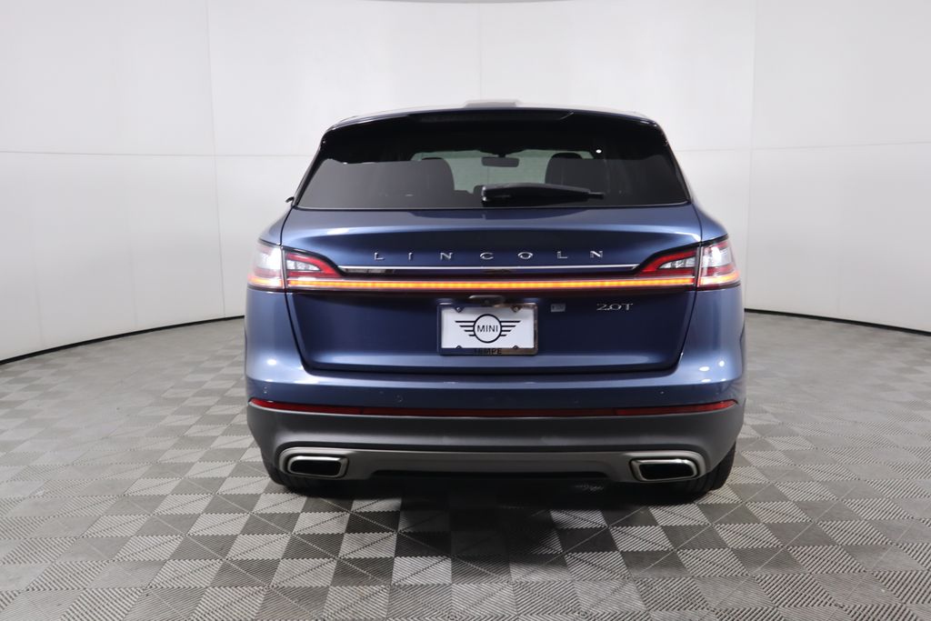 2019 Lincoln Nautilus Select 6