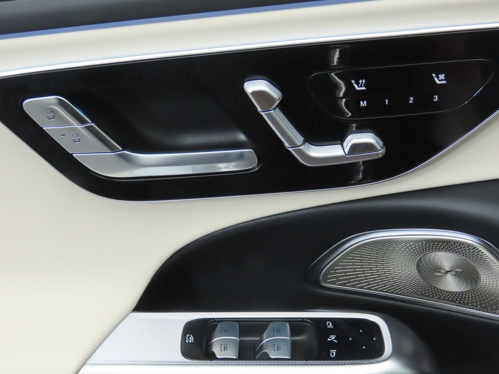 Thumbnail: 2026 Mercedes-Benz E-Class - 25