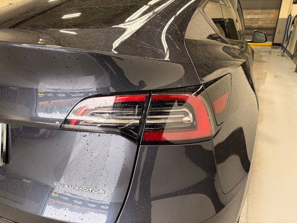 2024 Tesla Model Y Long Range 5