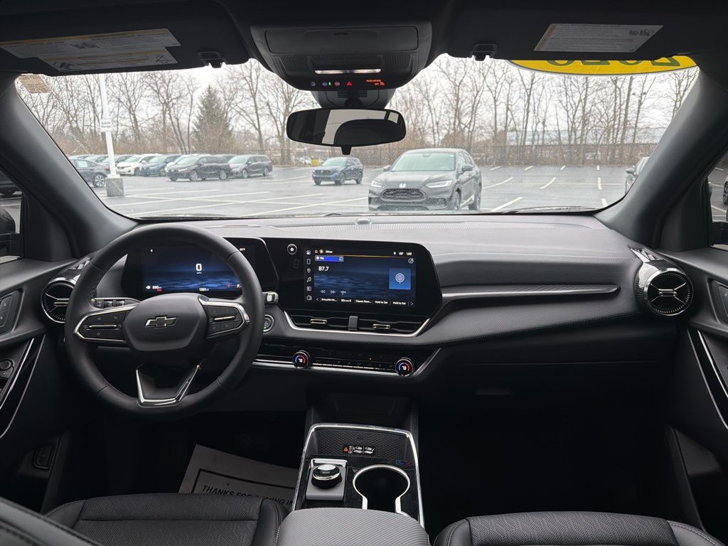 Thumbnail: 2026 Chevrolet Equinox - 11