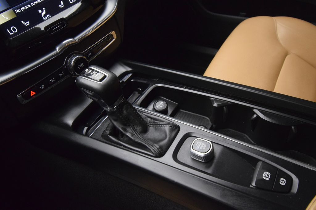 used 2018 Volvo XC60 car, priced at $15,500