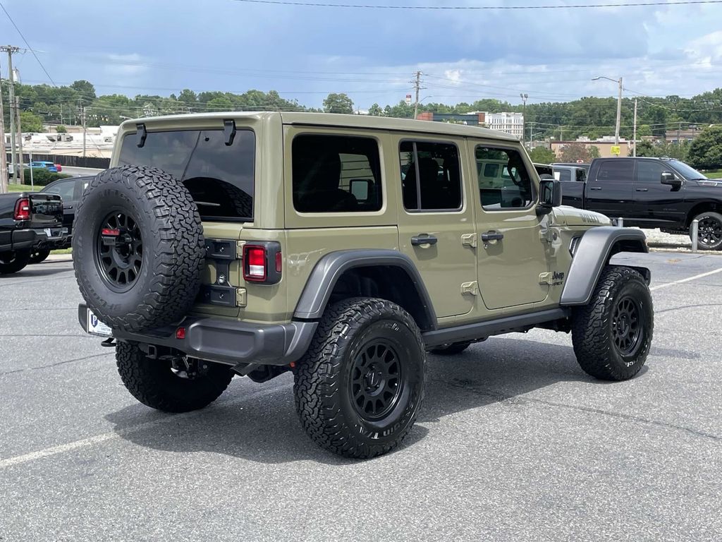 2025 Jeep Wrangler 4-Door Willys - Photo 8