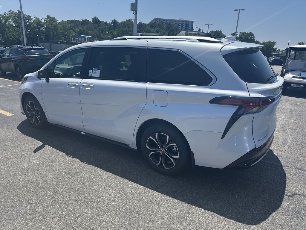 New 2026 Toyota Sienna Van