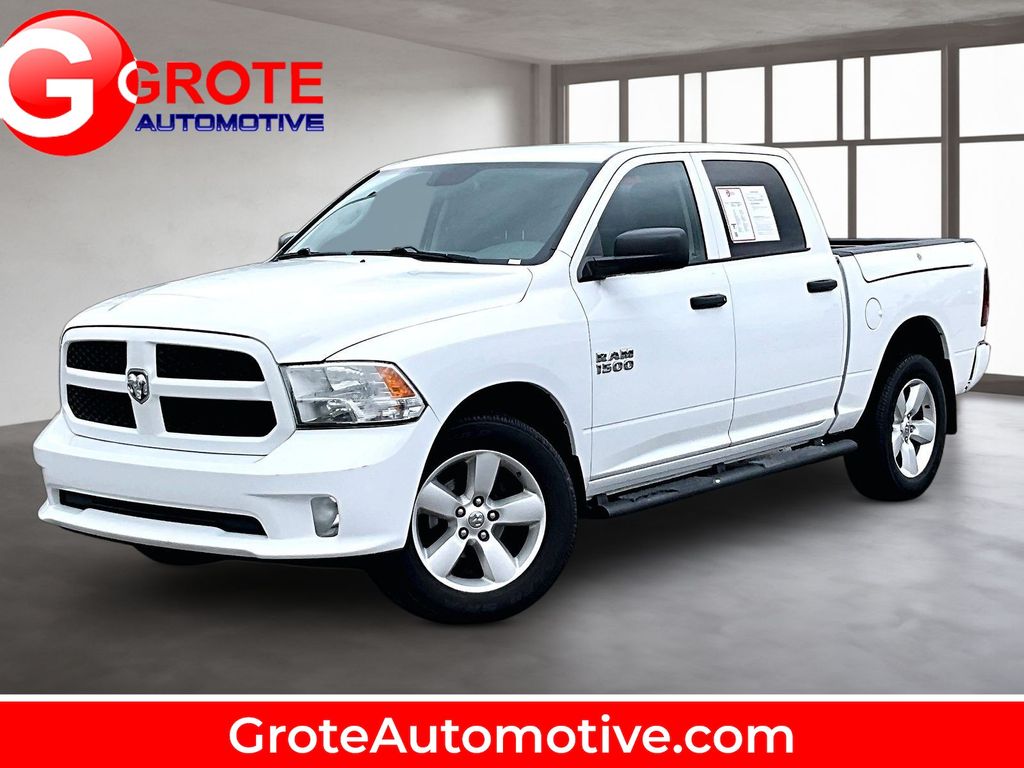 Bright White Clearcoat 2015 RAM 1500 Pickup Truck Four-Wheel Drive 8-Speed Automatic