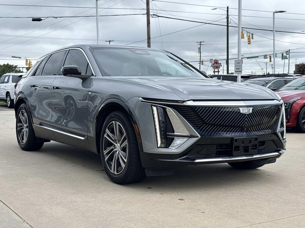 2024 Cadillac LYRIQ Luxury 1 RWD
