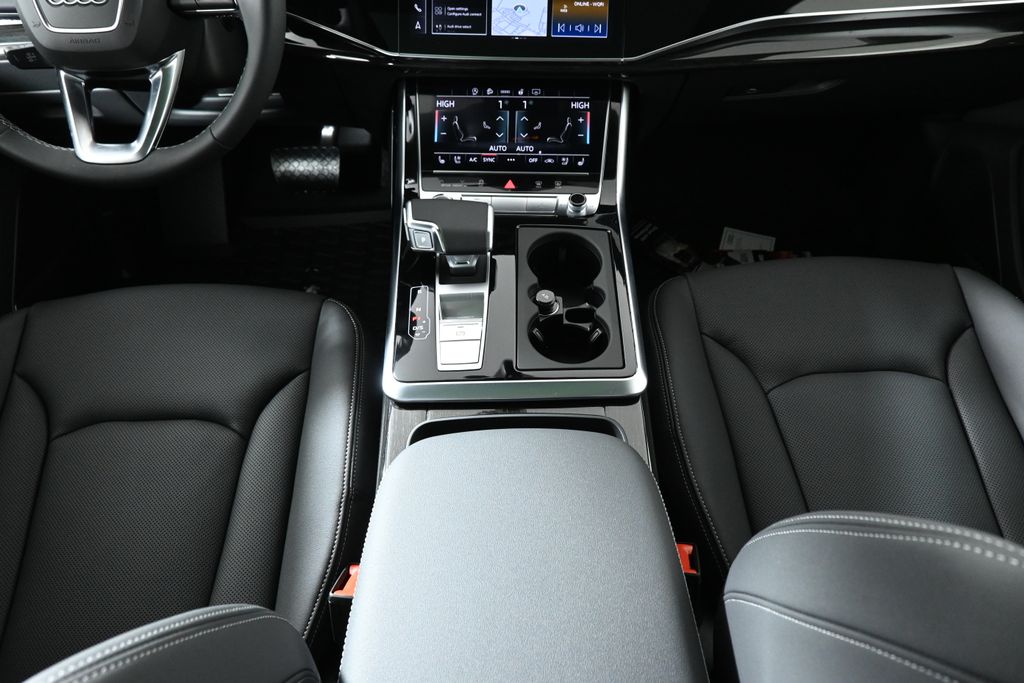 Thumbnail: 2026 Audi Q7 - 19