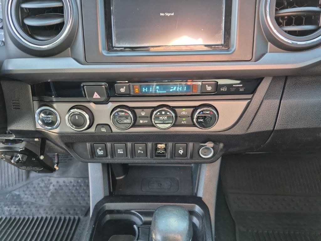 Used Car 2016 Toyota Tacoma  Trd Sport For Sale Under $30,000 In Austin, Texas