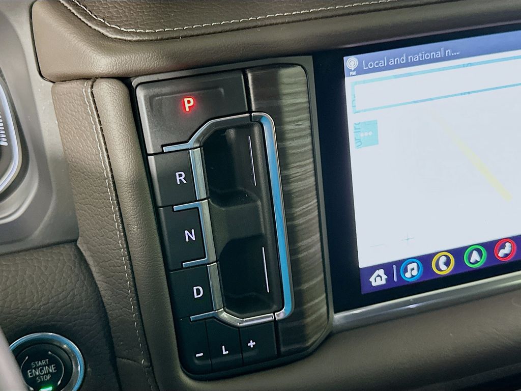 Thumbnail: 2021 GMC Yukon XL - 17