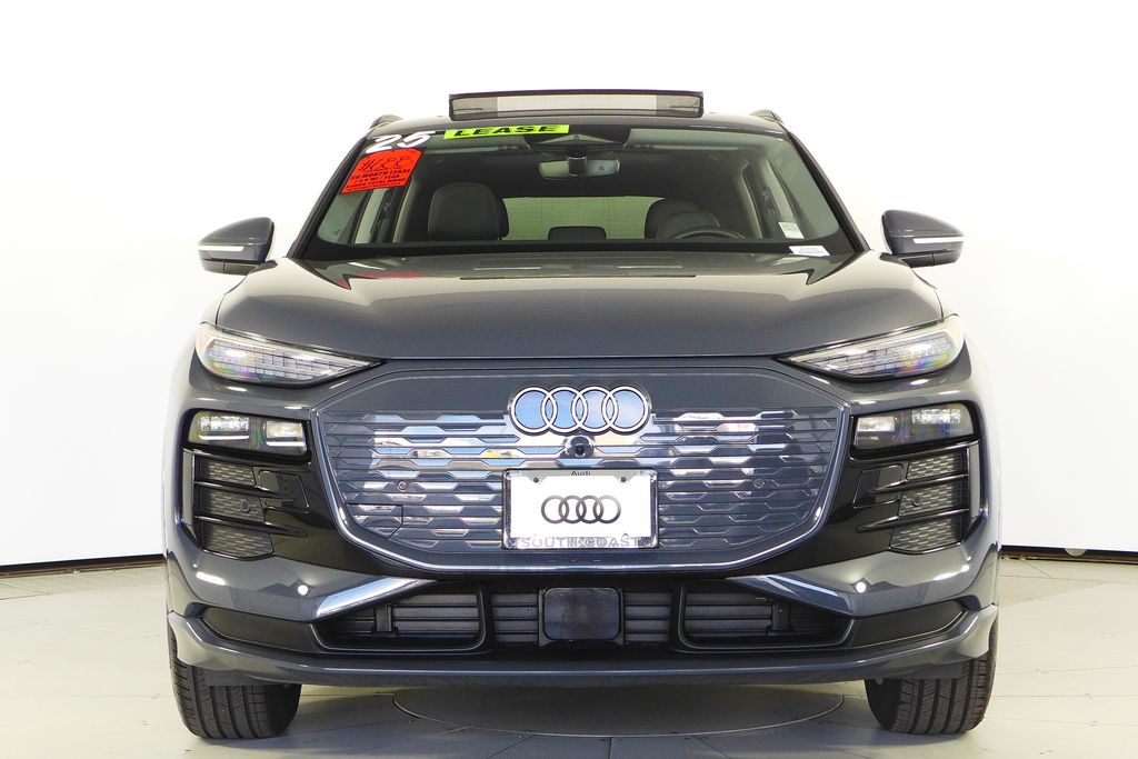 Thumbnail: 2025 Audi Q6 e-tron - 3