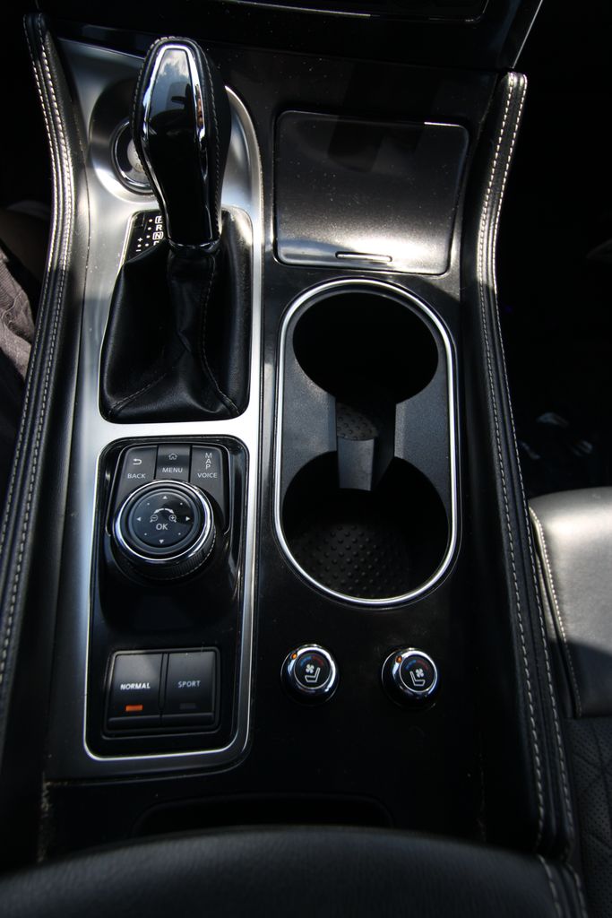 Used 2018 Nissan Maxima Sedan