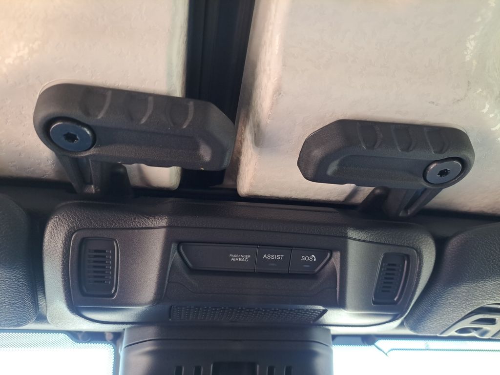 New Car 2025 Jeep Gladiator  Mojave For Sale Under $50,000 In Austin, Texas