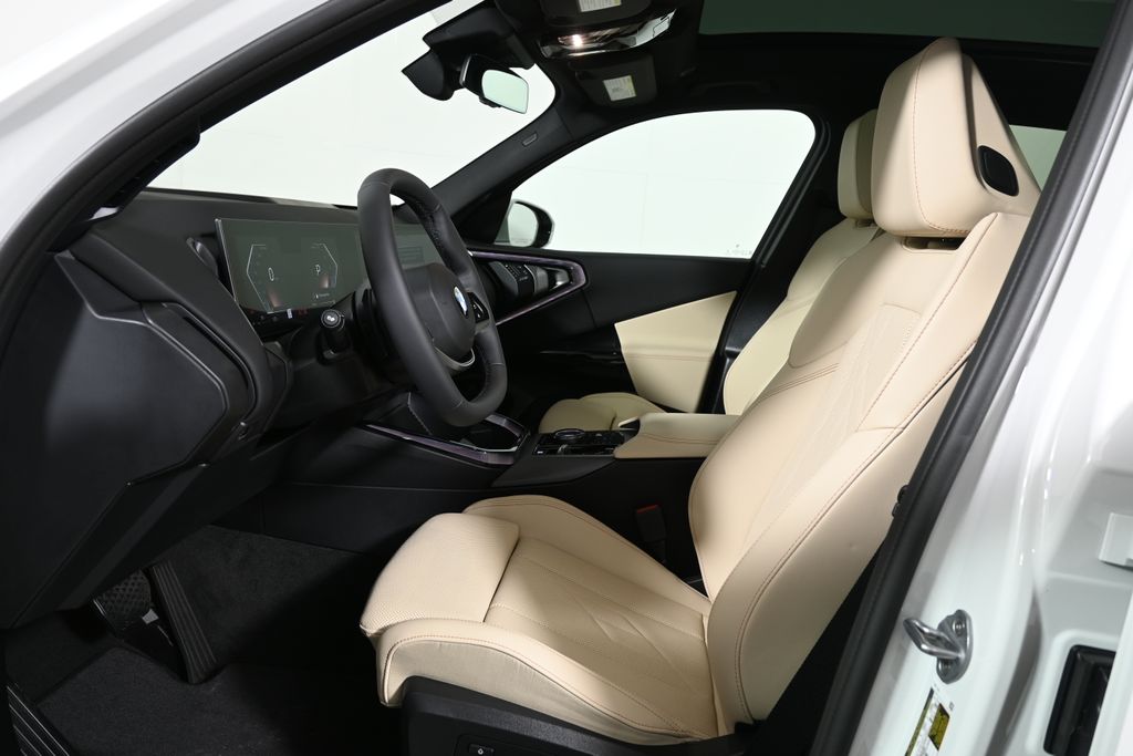 Thumbnail: 2026 BMW X3 - 3