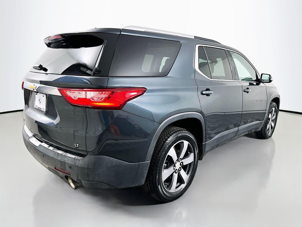 Thumbnail: 2018 Chevrolet Traverse - 5