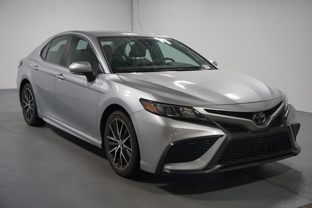 Thumbnail: 2024 Toyota Camry - 3
