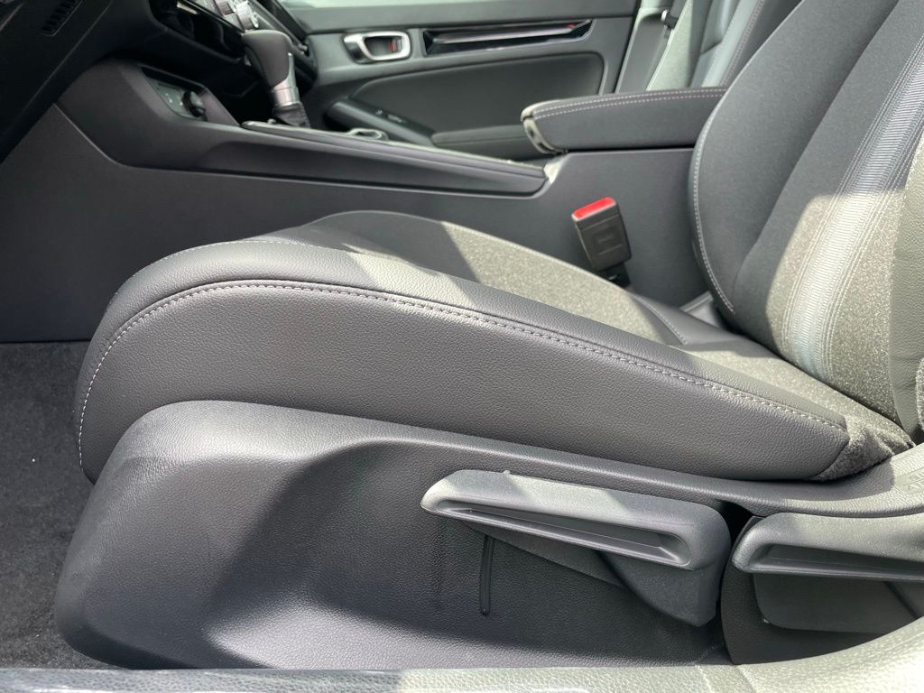 Thumbnail: 2026 Honda Civic - 24