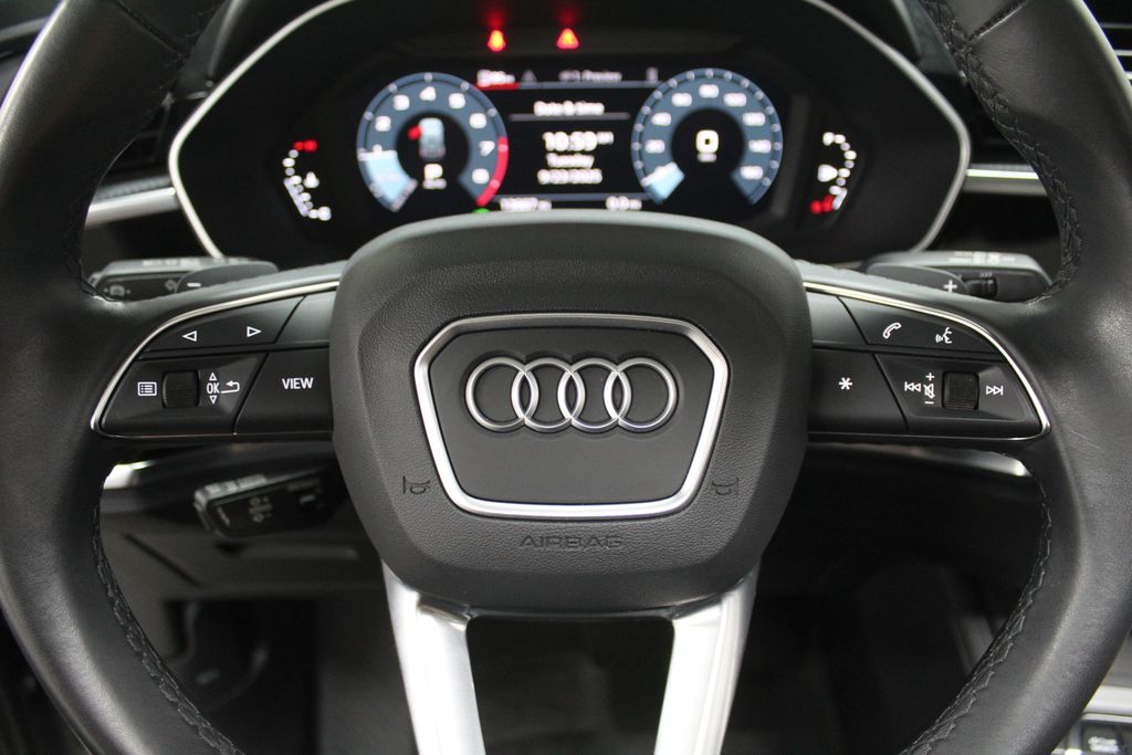 Thumbnail: 2024 Audi Q3 - 21