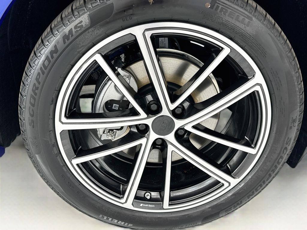 Thumbnail: 2026 Audi Q5 - 31