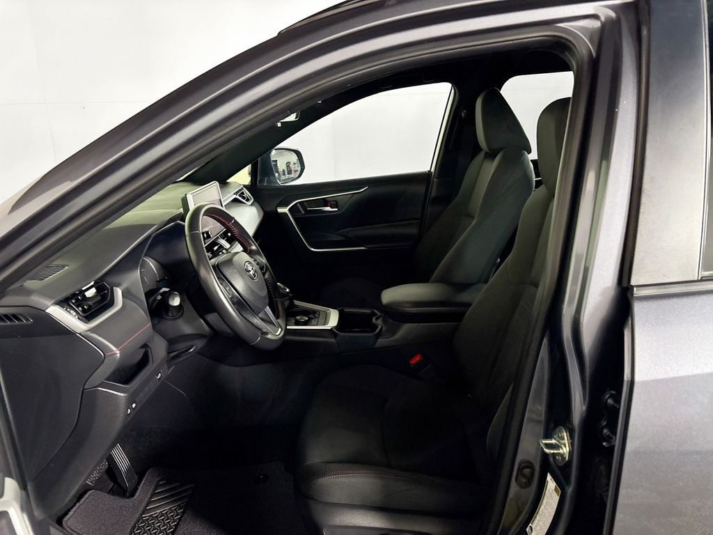 2023 Toyota RAV4 Prime SE