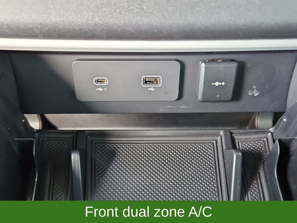 2023 Land Rover Defender 20