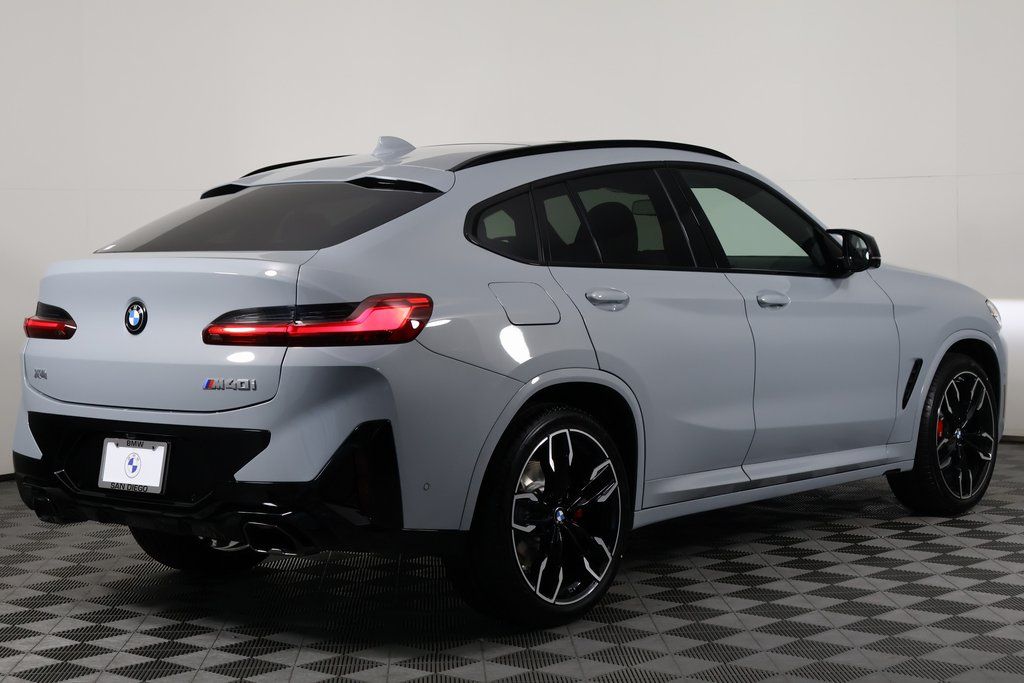 2025 BMW X4 M40i 2