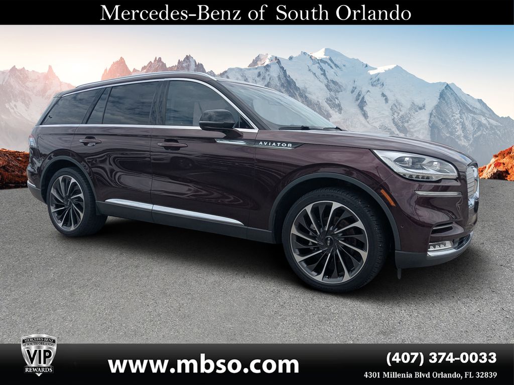 Red (Burgundy Velvet Metallic Tinted Clearcoat) 2022 Lincoln Aviator SUV / Crossover All-Wheel Drive Automatic