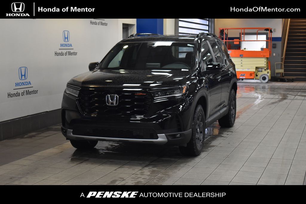 2025 Honda Pilot TrailSport -
                Mentor, OH