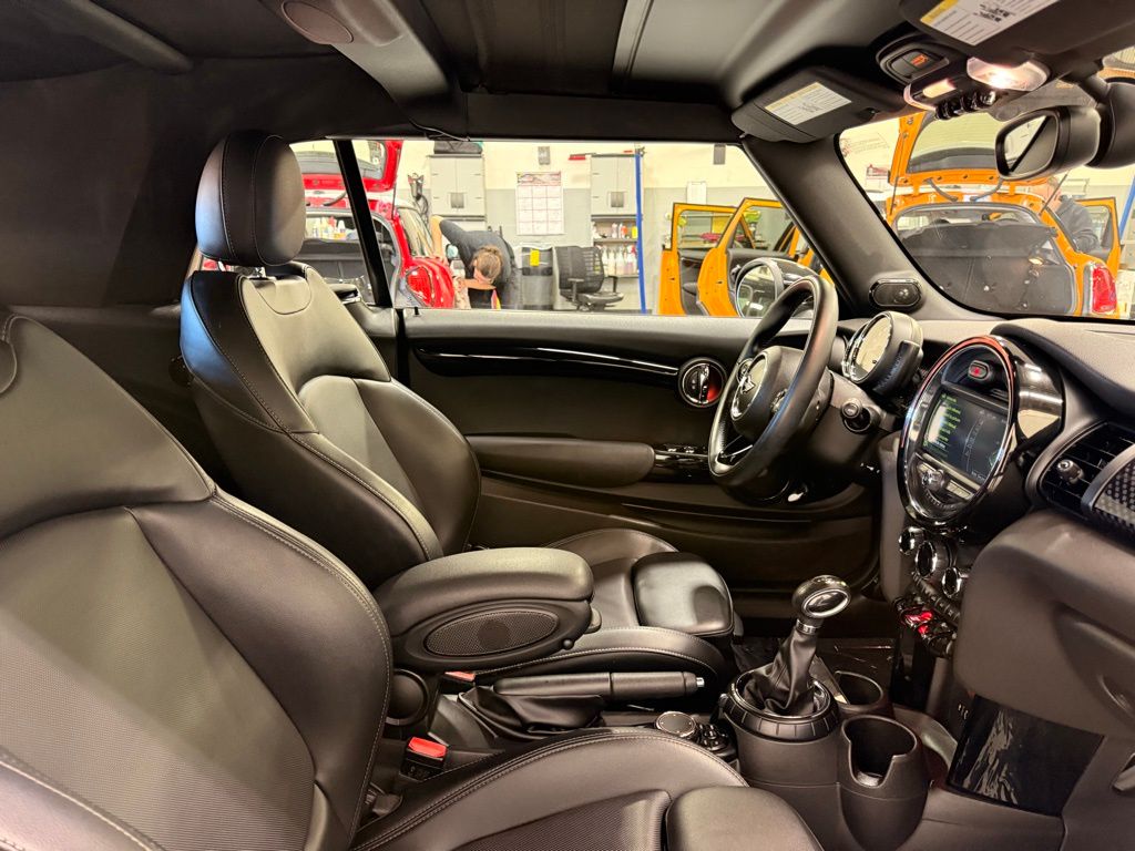 Thumbnail: 2017 MINI Cooper - 20