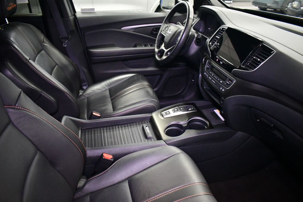 Thumbnail: 2022 Honda Passport - 31