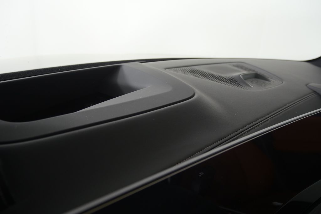 Thumbnail: 2026 BMW X5 - 18