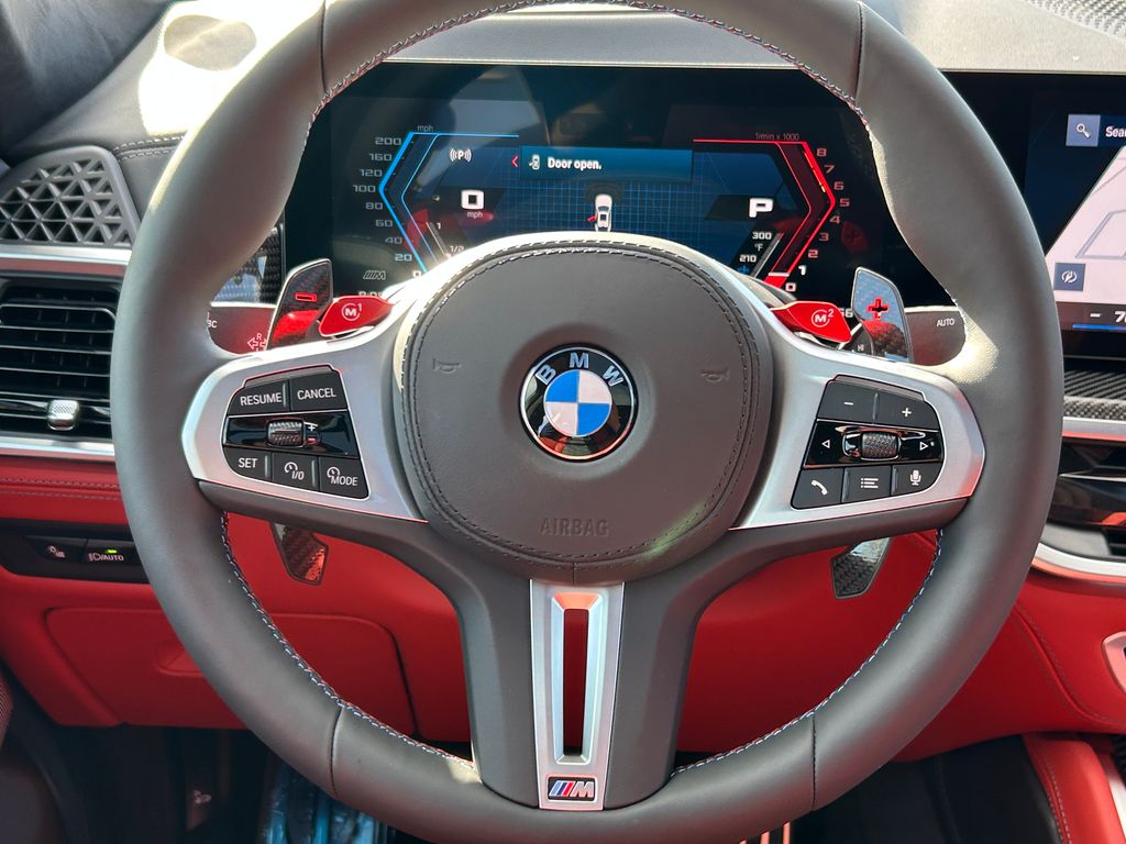 2025 BMW X6 M 18