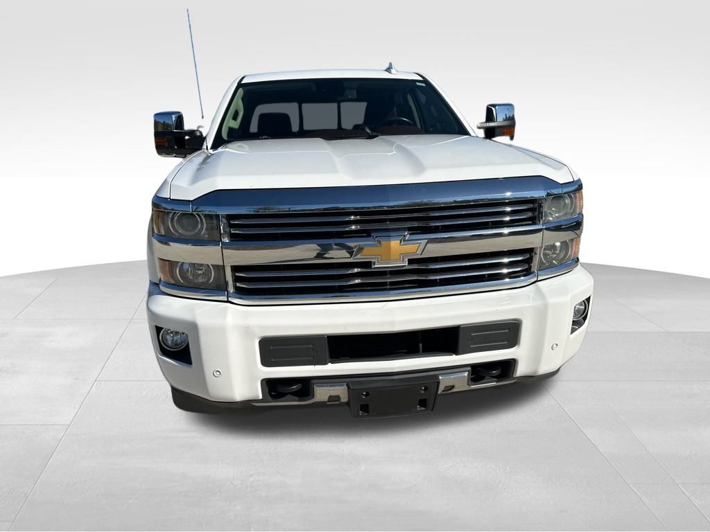 2016 Chevrolet Silverado 2500HD High Country 3