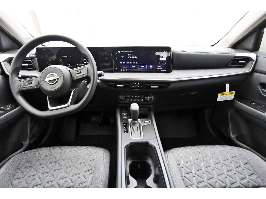 2026 Nissan Kicks SV - 7