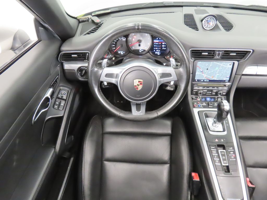 Thumbnail: 2012 Porsche 911 - 23
