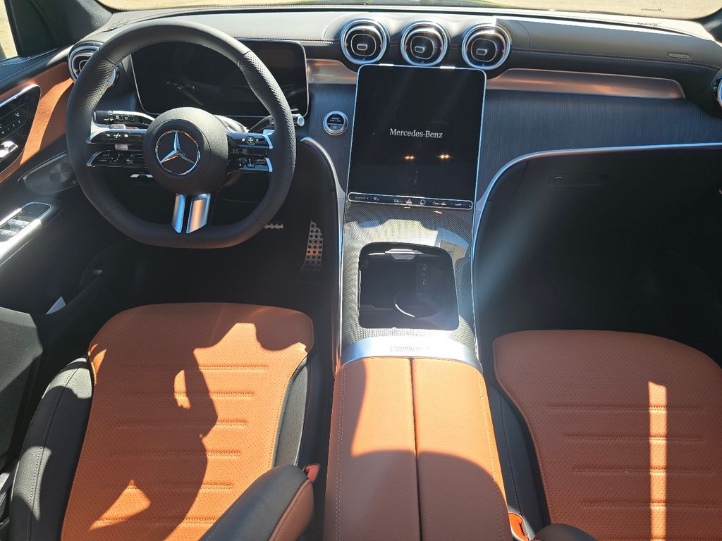 New 2026 Black Mercedes-Benz GLC 300 image 24