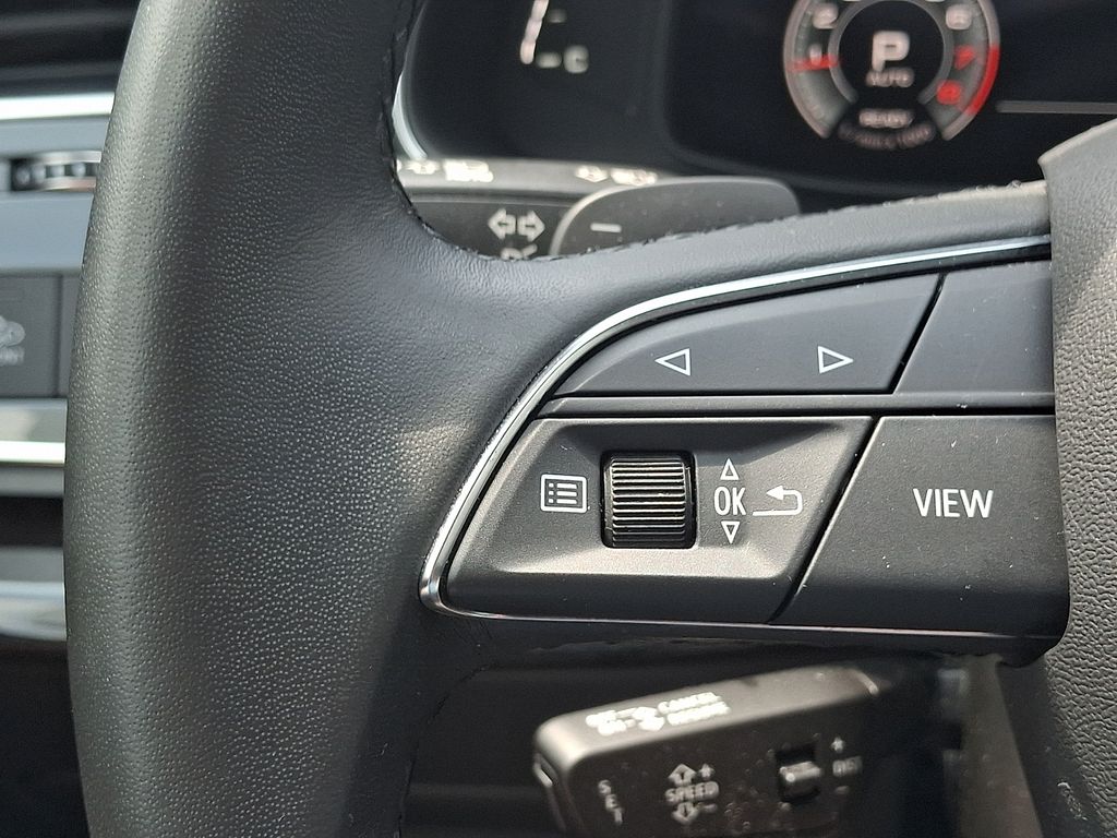 Thumbnail: 2023 Audi Q7 - 22