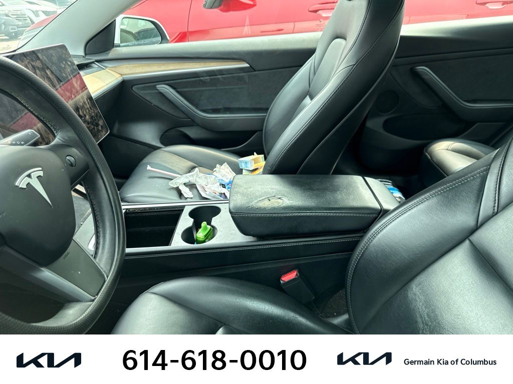 Used 2021 White Tesla Standard Range Plus image 10