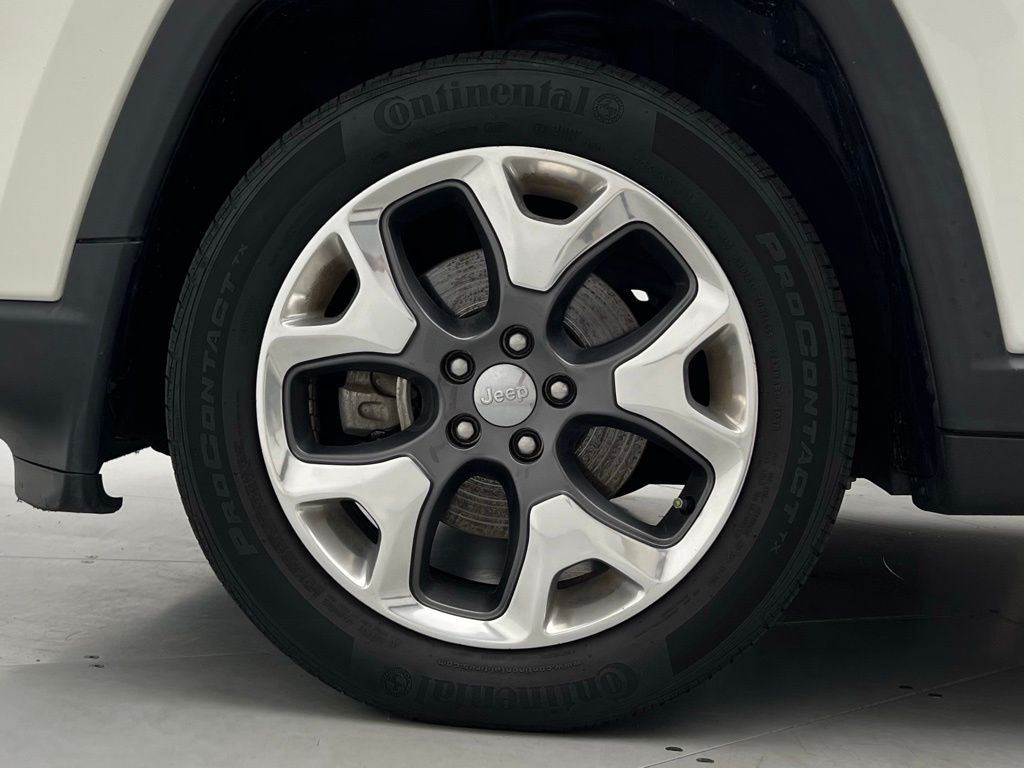Thumbnail: 2019 Jeep Compass - 22