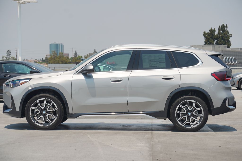 Thumbnail: 2025 BMW X1 - 4