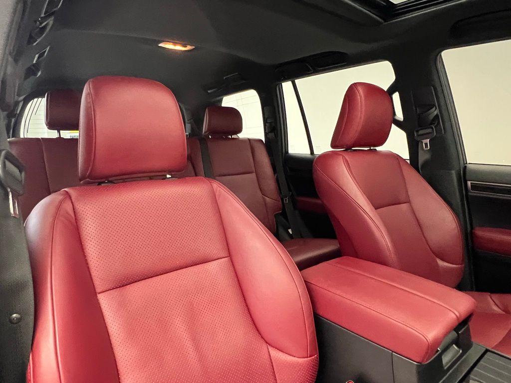 Thumbnail: 2023 Lexus GX - 8