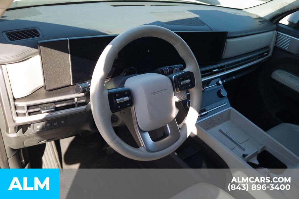 Certified Used 2025 White Hyundai SEL image 5