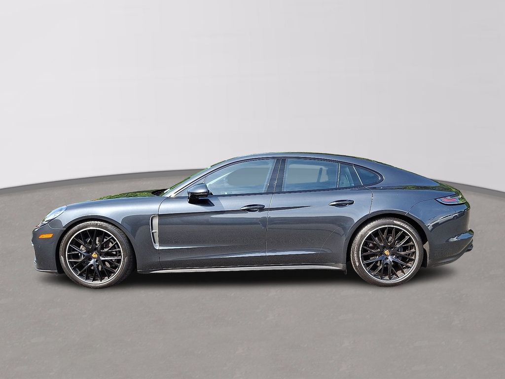 Thumbnail: 2023 Porsche Panamera - 7