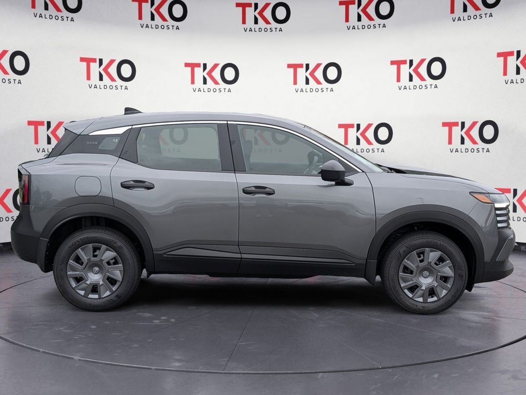 New 2026 Nissan Kicks SUV