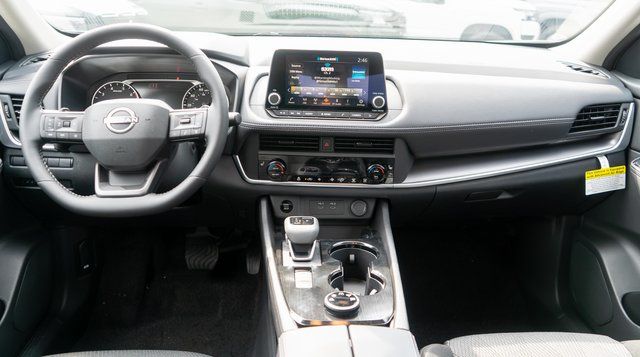 2026 Nissan Rogue SV - 10