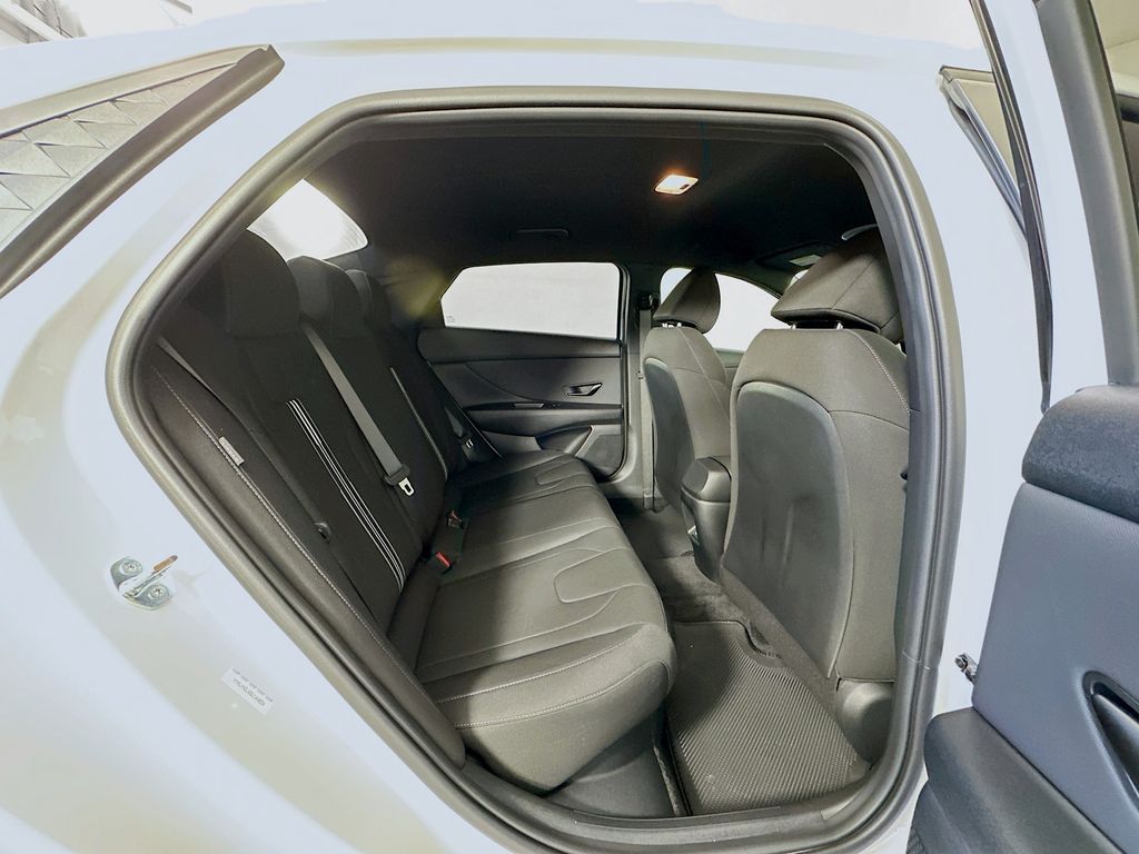 Thumbnail: 2025 Hyundai Elantra - 26