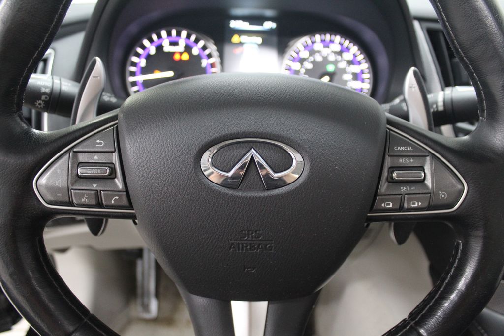 Thumbnail: 2014 INFINITI Q50 - 18