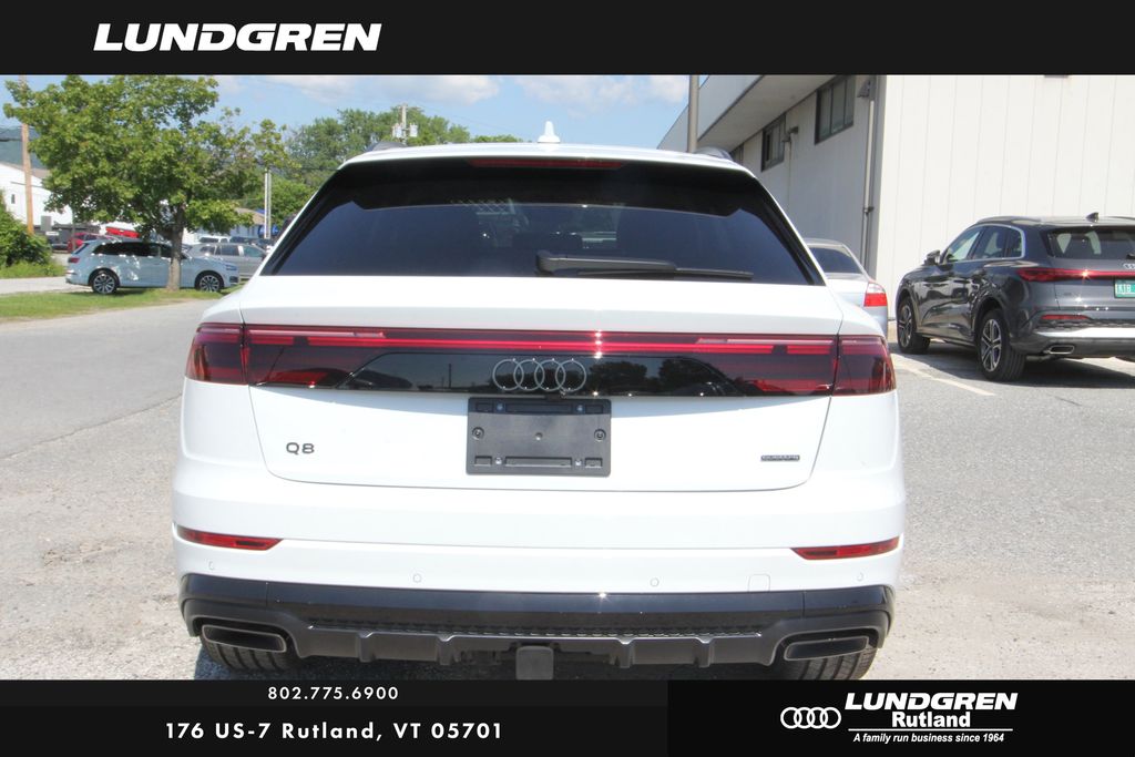 New 2026 Audi Q8 SUV