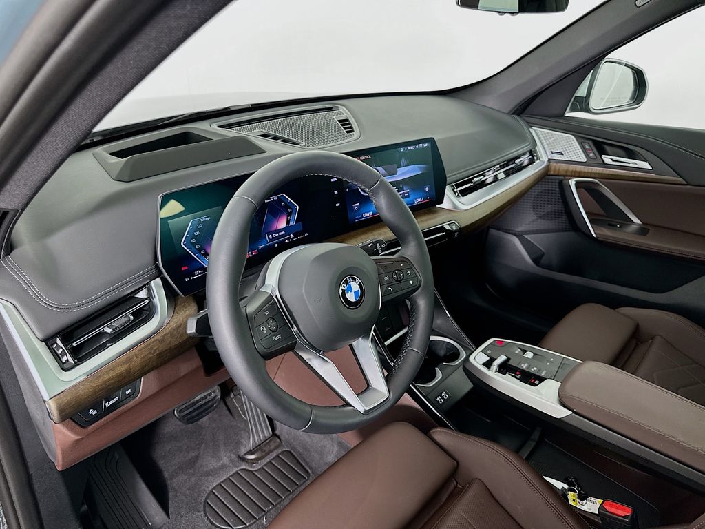 2024 BMW X1 xDrive28i 9