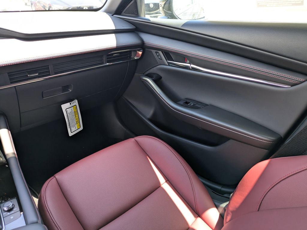 2026 Mazda Mazda3 Hatchback 2.5 S Carbon Edition