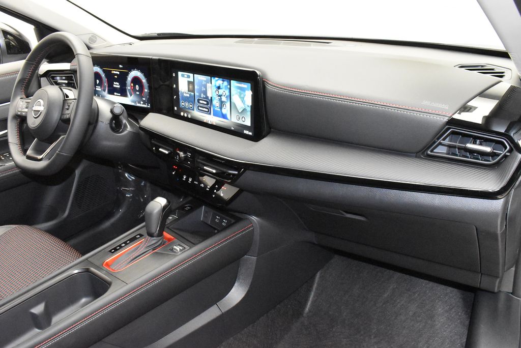 Thumbnail: 2026 Nissan Kicks - 25