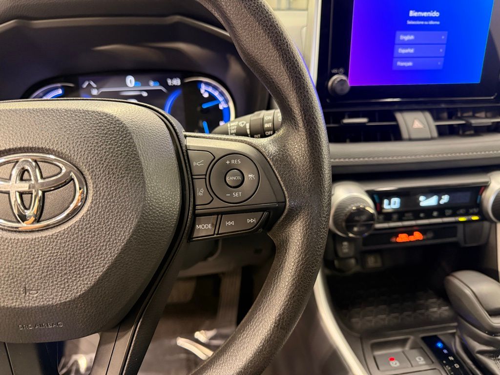 Thumbnail: 2024 Toyota RAV4 - 13